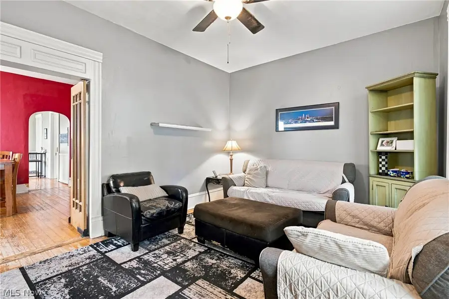 3109 Bridge Avenue, Cleveland, OH 44113 - #3