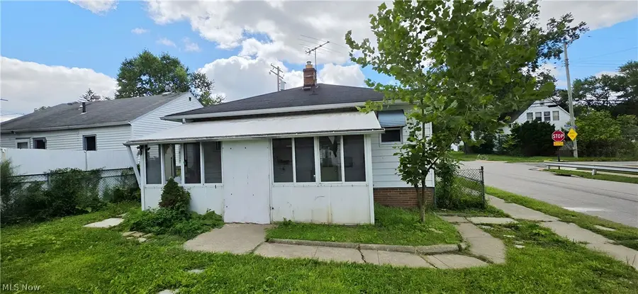 13450 Kirton Avenue, Cleveland, OH 44135 - #3
