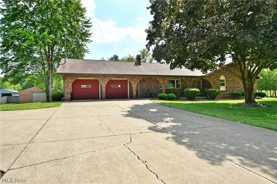 5212 King Graves Road, Vienna, OH 44473 - #2