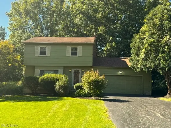 463 Colonial Drive, Youngstown, OH 44505