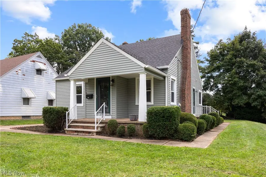 731 W 32nd Street, Lorain, OH 44052 - #3