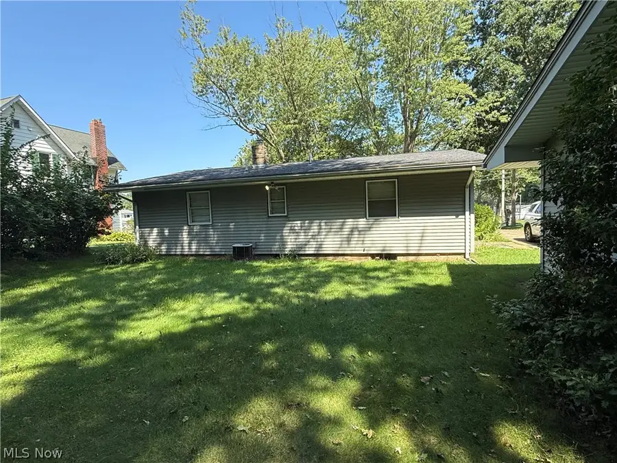 203 W Main Road, Conneaut, OH 44030 - #2