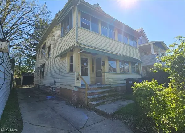 11213 Linnet Avenue, Cleveland, OH 44111