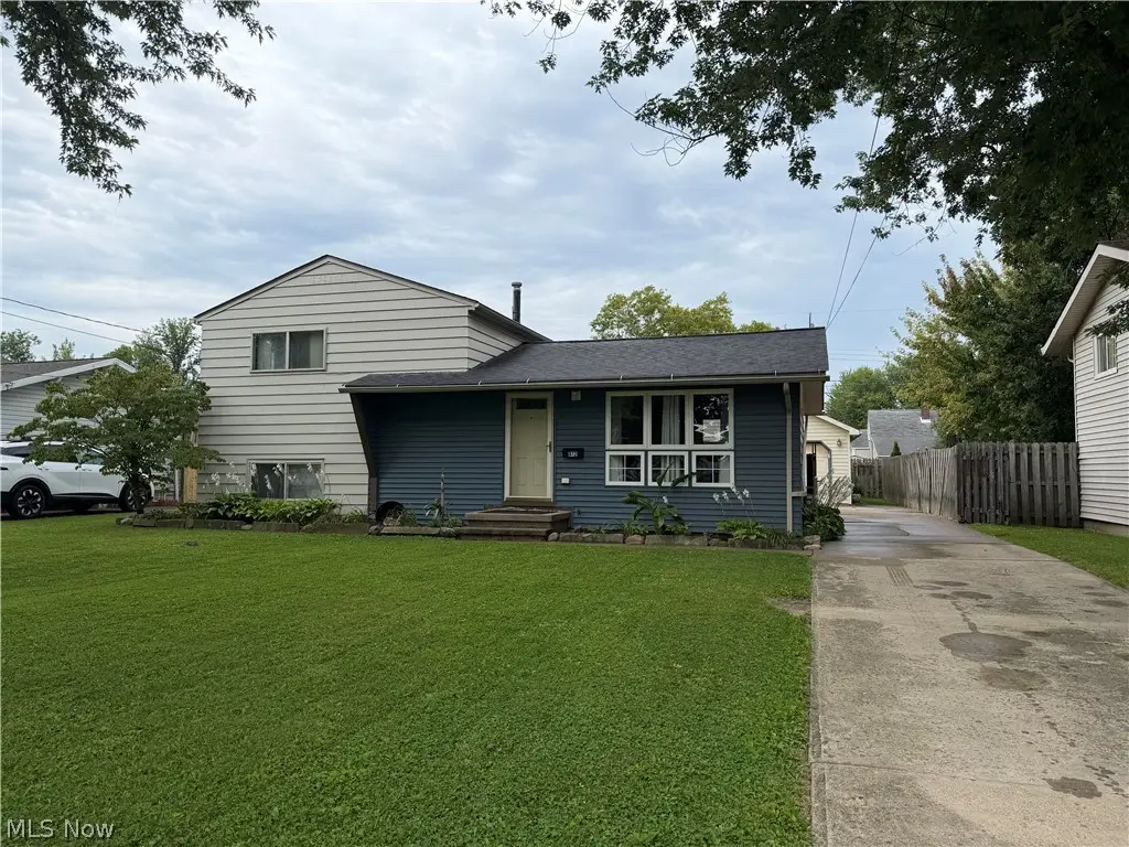 812 West Drive, Sheffield Lake, OH 44054 - #1