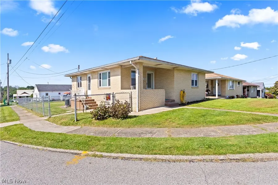 516 Mildred Avenue, Weirton, WV 26062 - #2