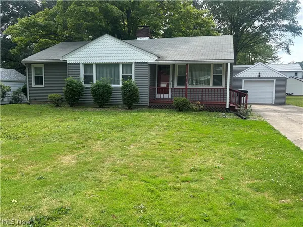 205 Mansell Drive, Liberty, OH 44505