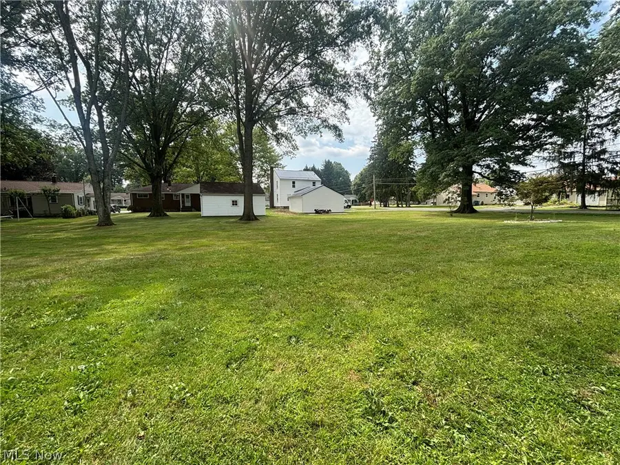 205 Mansell Drive, Liberty, OH 44505 - #2