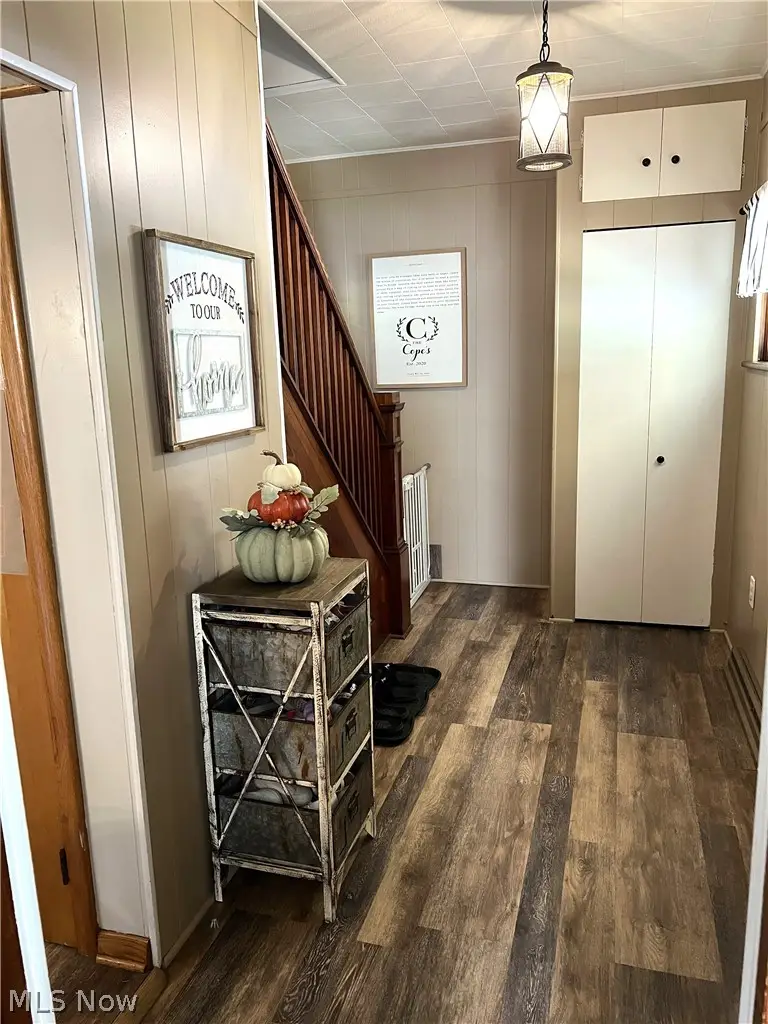108 Thomas Street, East Palestine, OH 44413 - #2