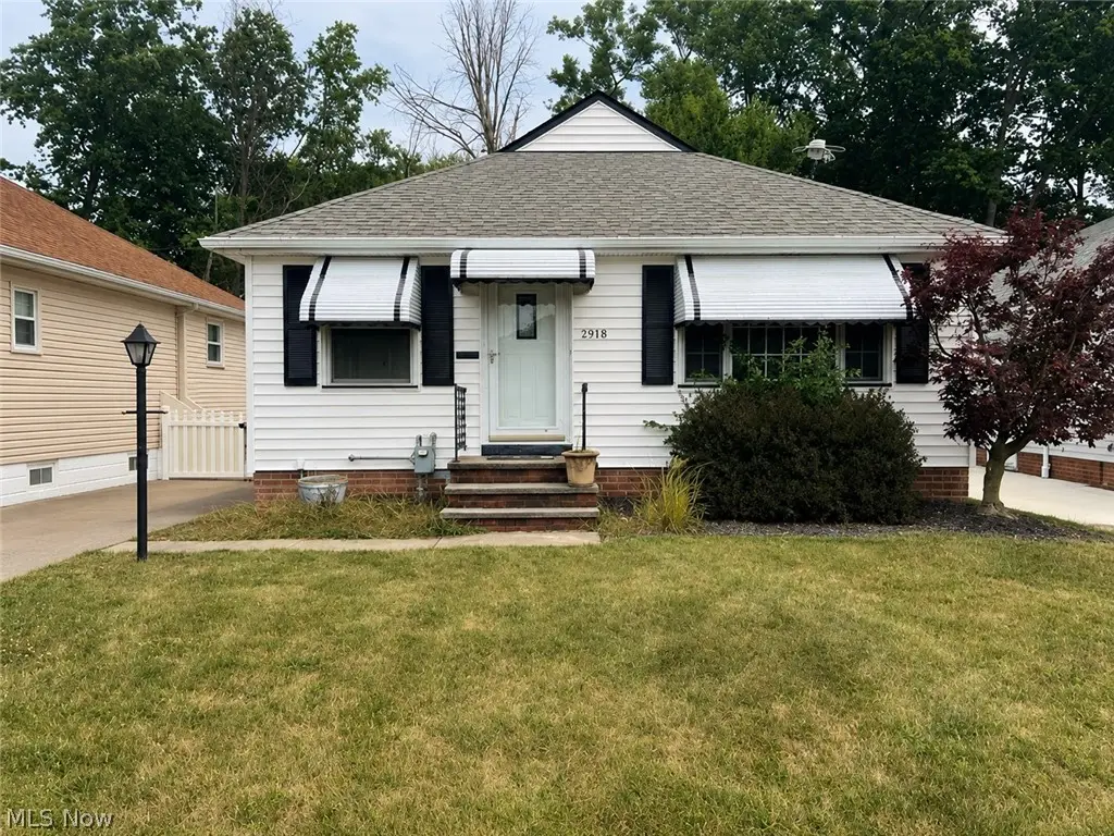 2918 Park Drive, Parma, OH 44134 - #1