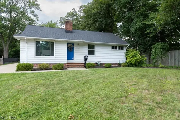 4872 N Randall Drive, North Randall, OH 44128