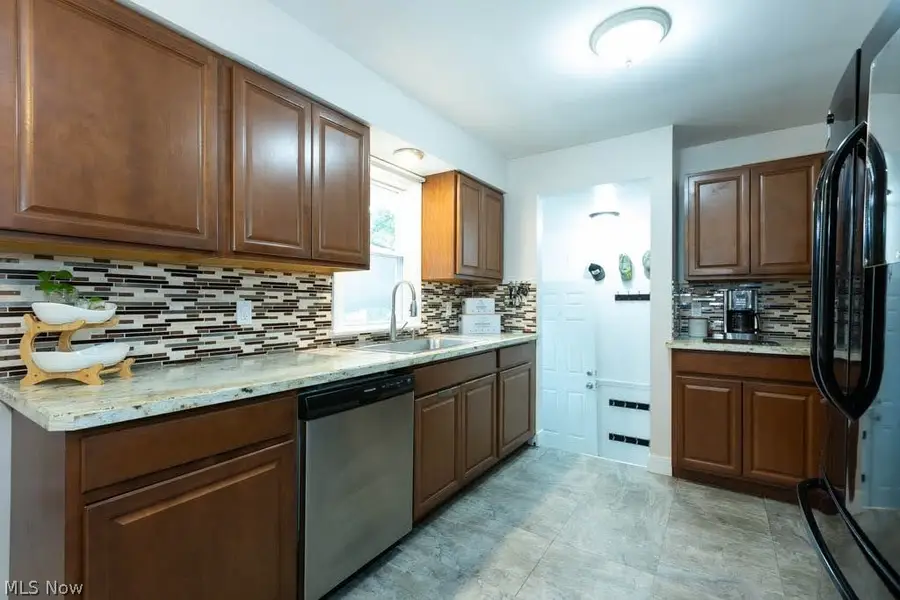 4872 N Randall Drive, North Randall, OH 44128 - #3