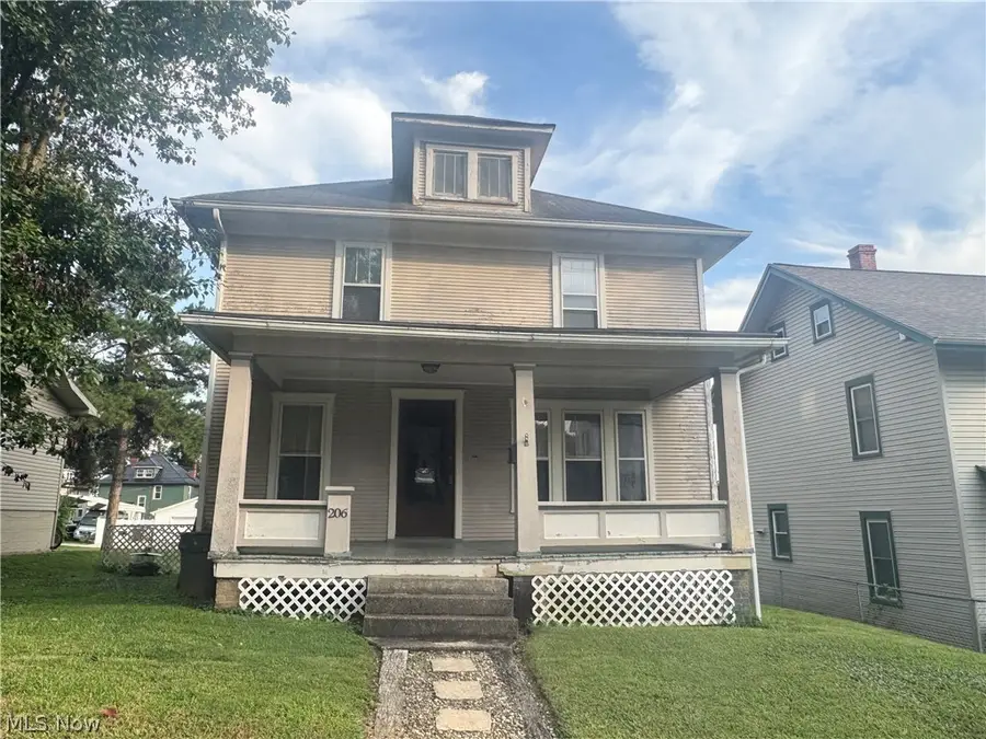206 E Spring Street, Marietta, OH 45750 - #2