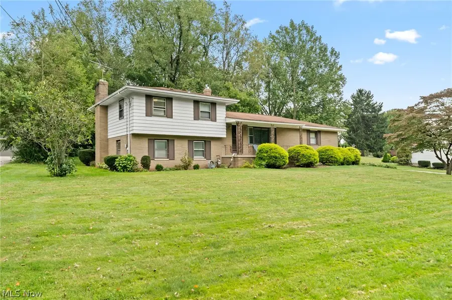 2591 Woodview Road, Uniontown, OH 44685 - #2