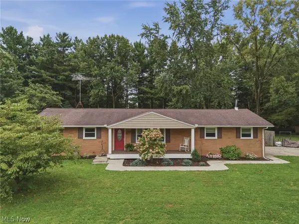 6084 Peach Street, Louisville, OH 44641