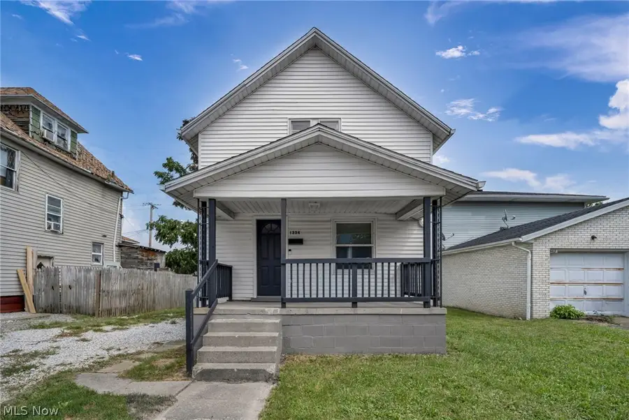1334 S Seneca Avenue, Alliance, OH 44601 - #2