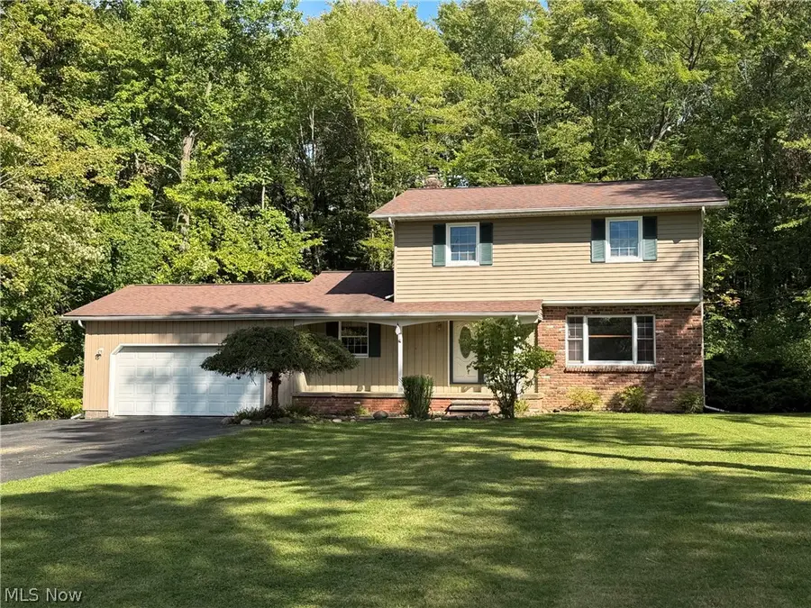 9059 E Mountain View Drive, Chardon, OH 44024 - #2