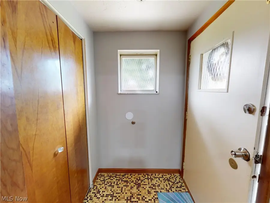 25395 Country Club Boulevard #12, North Olmsted, OH 44070 - #3