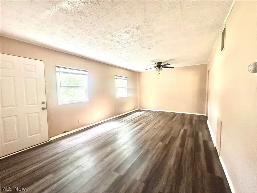 3877 Tacoma Avenue, Lorain, OH 44055 - #2
