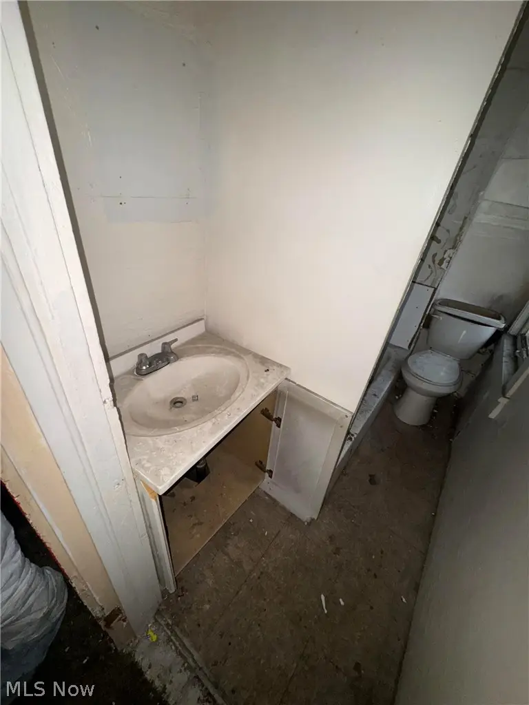 3741 E 71st Street, Cleveland, OH 44105 - #3