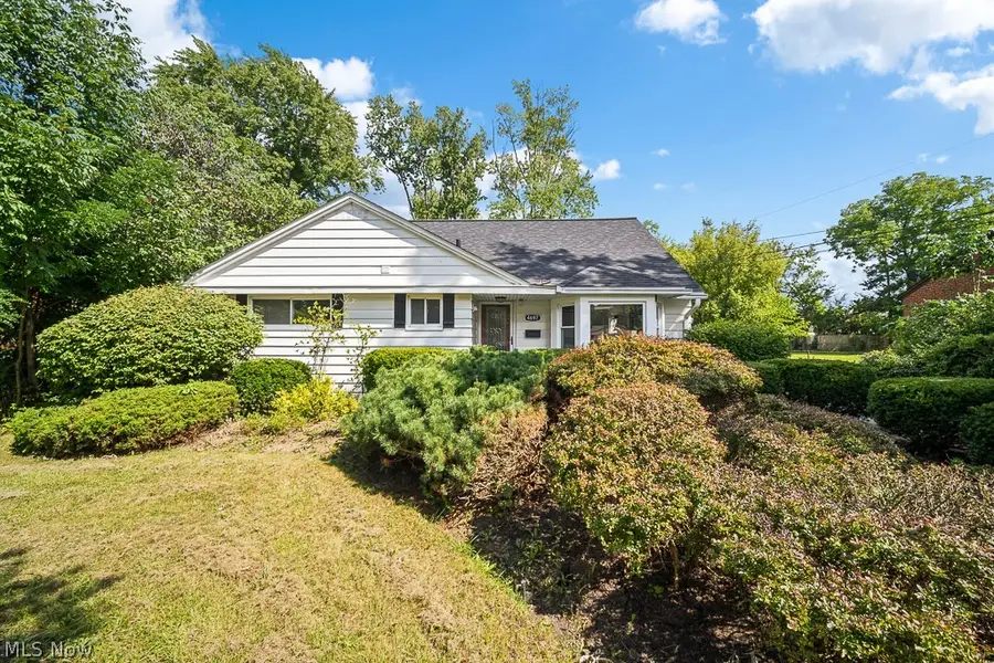 4697 Canterbury Road, North Olmsted, OH 44070 - #3