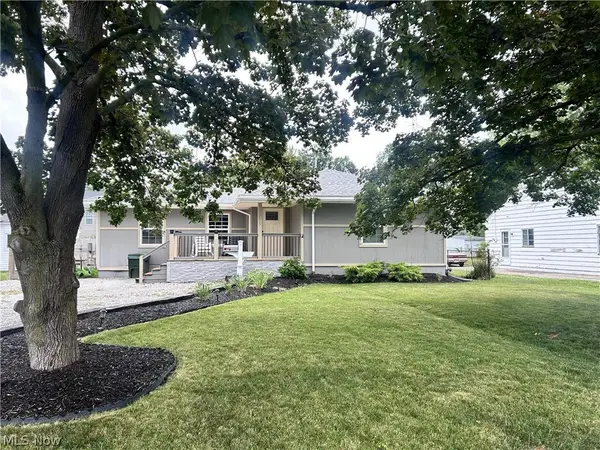758 E 348th Street, Eastlake, OH 44095