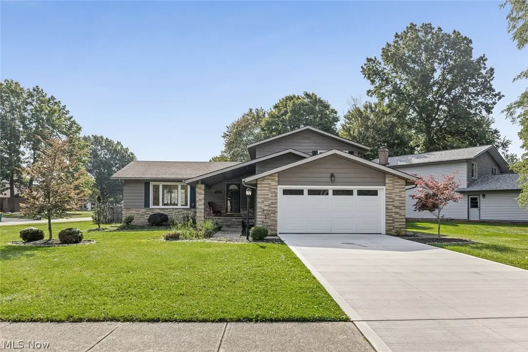 7879 Cresthill Drive, Seven Hills, OH 44131 - #1