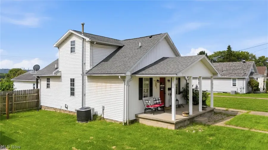 914 21st Street, Vienna, WV 26105 - #3