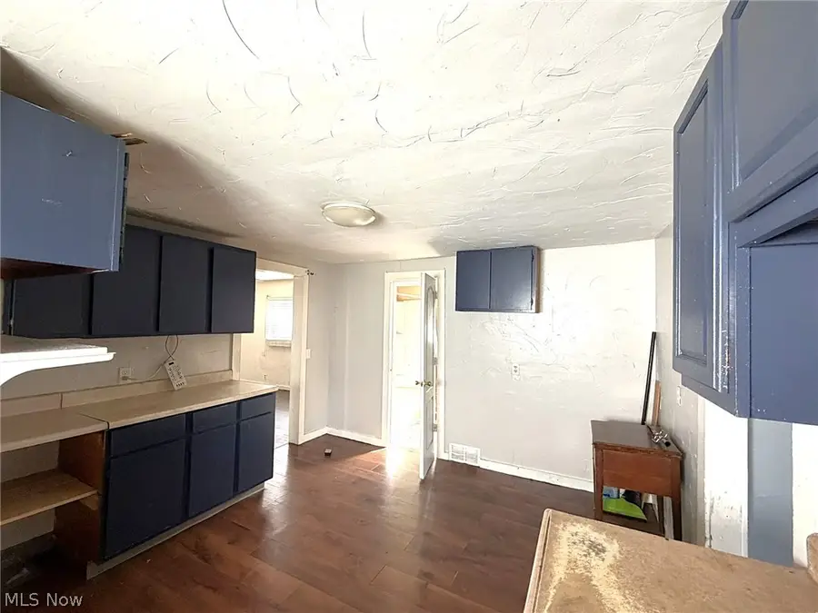 3143 Trowbridge Avenue, Cleveland, OH 44109 - #3