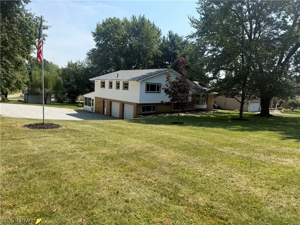 6035 Richville Sw Drive, Navarre, OH 44662 - #1