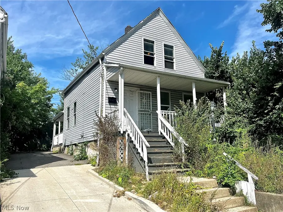 10911 Hulda Avenue, Cleveland, OH 44104 - #2