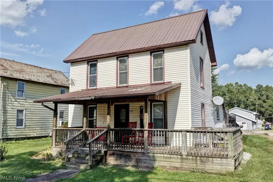 313 2nd Se Avenue, Beach City, OH 44608 - #3