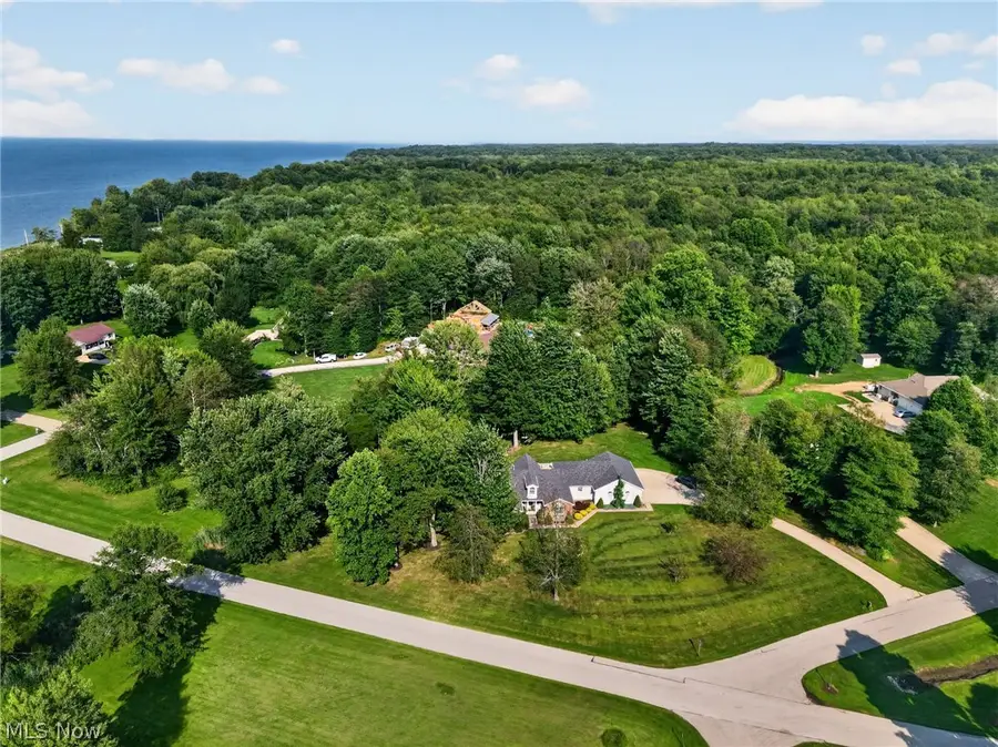 7424 Kingsboro Drive, Conneaut, OH 44030 - #3