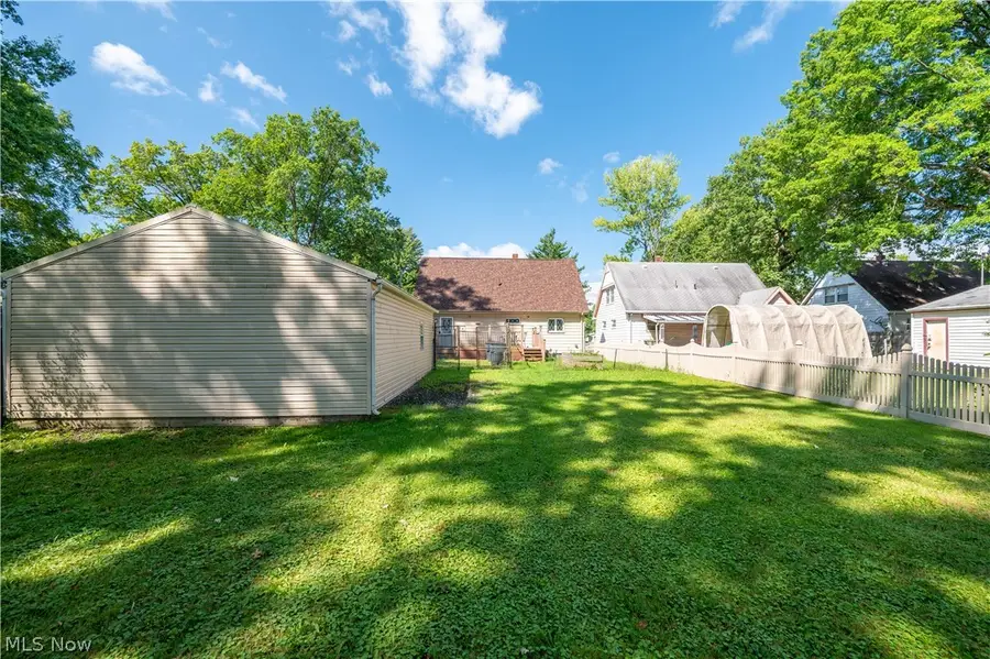644 Southern Nw Boulevard, Warren, OH 44485 - #2