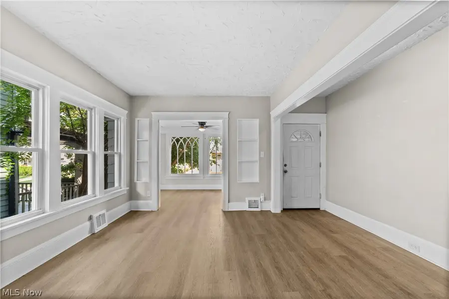1350 Thoreau Road, Lakewood, OH 44107 - #3