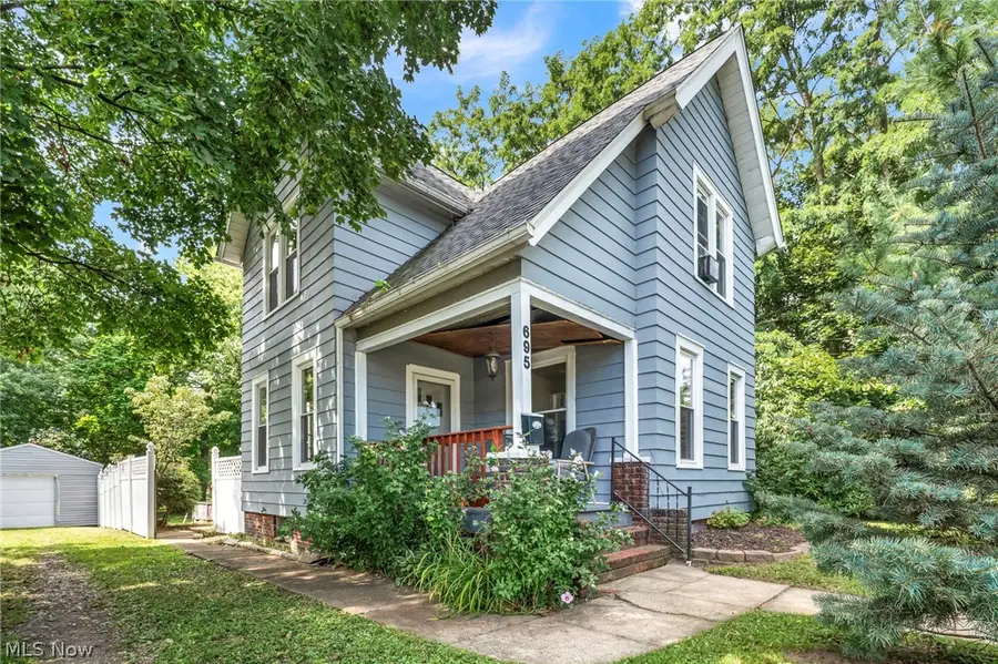 695 N Saint Clair Street, Painesville, OH 44077 - #3