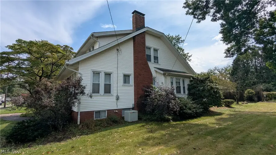 1611 Byron Sw Avenue, Massillon, OH 44647 - #2
