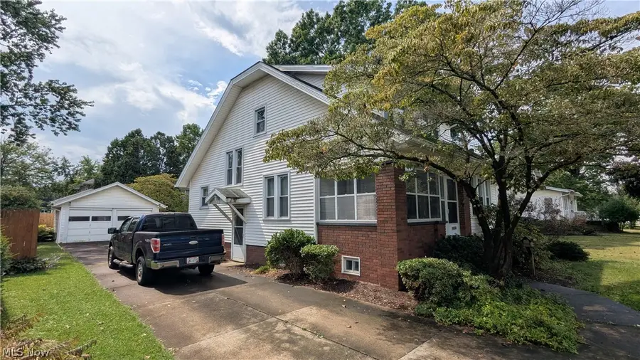 1611 Byron Sw Avenue, Massillon, OH 44647 - #3