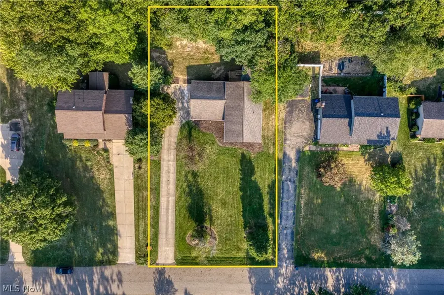 11210 Billingham Nw Avenue, Uniontown, OH 44685 - #3