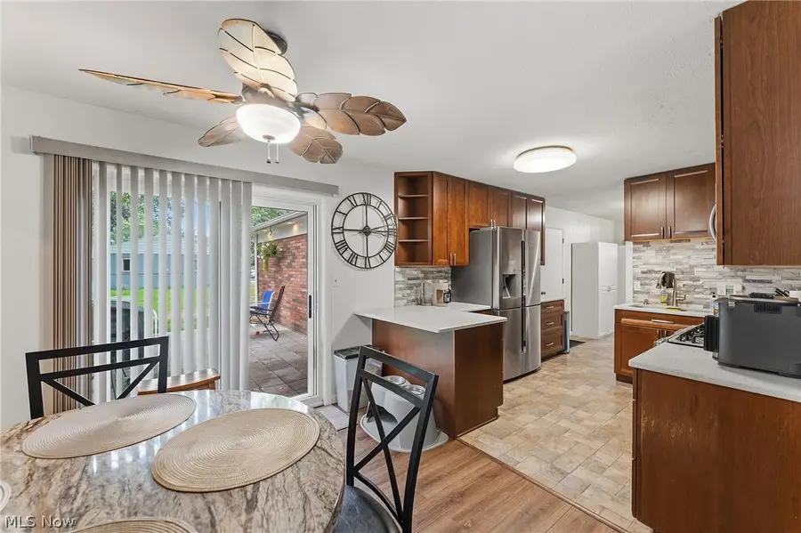 7185 Lake Shore Boulevard, Mentor, OH 44060 - #2