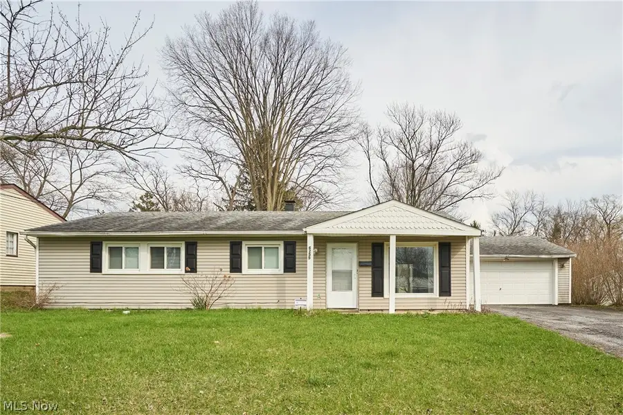 6255 Randolph Road, Bedford Heights, OH 44146 - #2