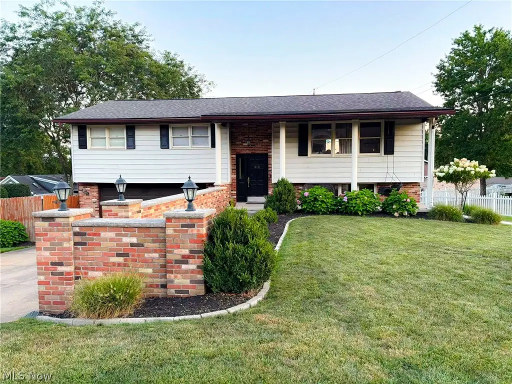 312 Donahey Ne Avenue, New Philadelphia, OH 44663 - #1