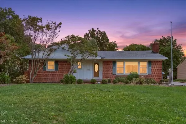 1887 Brainard Road, Lyndhurst, OH 44124