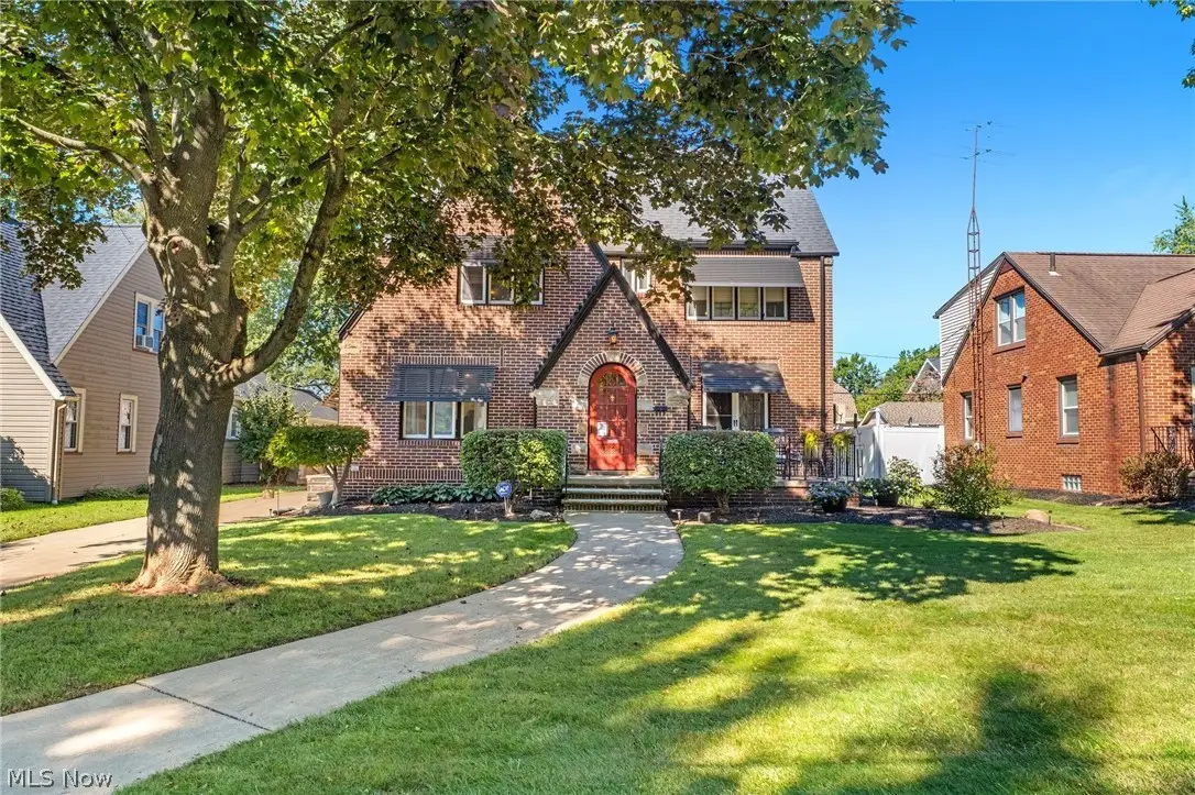 221 Raff Nw Road, Canton, OH 44718 - #1