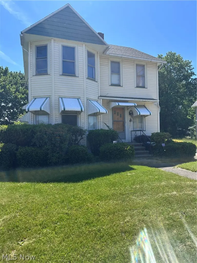 3323 Lake Avenue, Ashtabula, OH 44004 - #1