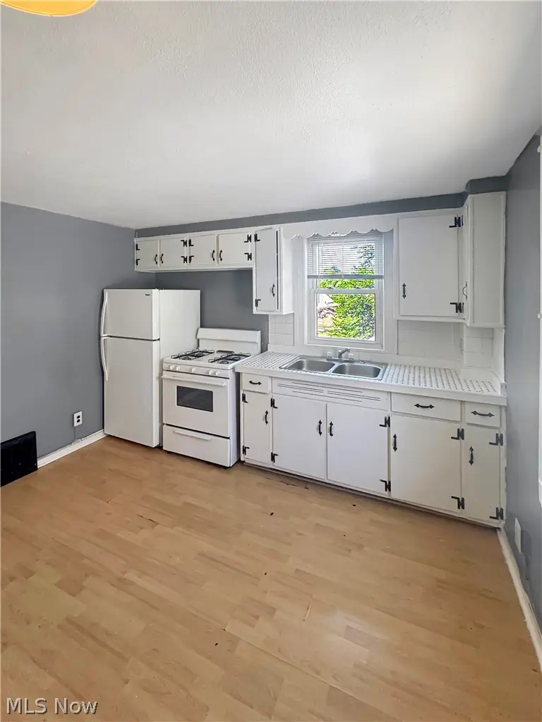 1200 Wilbur Avenue, Akron, OH 44301 - #3