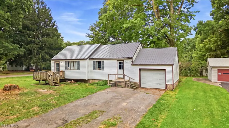 3470 Roseview Se Drive, Hubbard, OH 44425 - #2