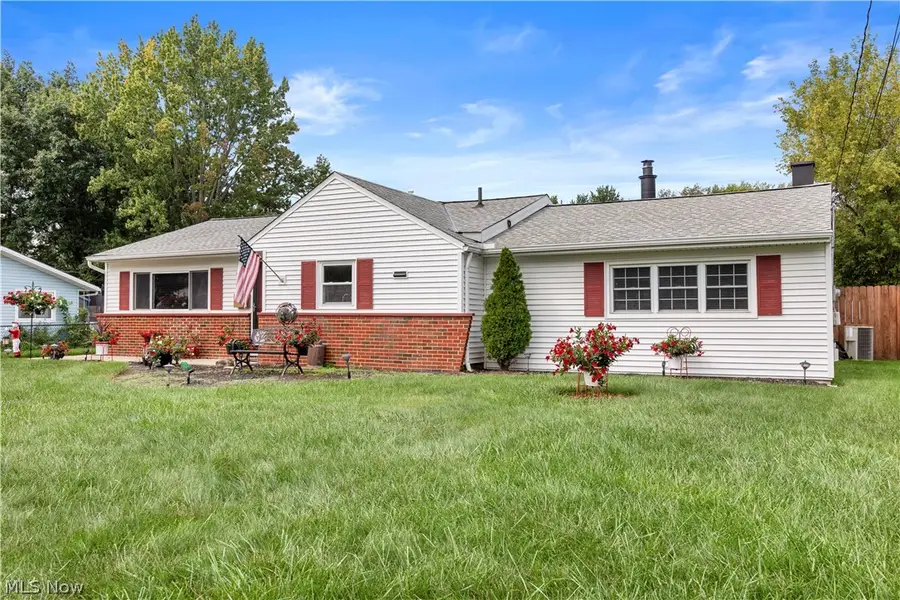 6044 Paula Boulevard, North Ridgeville, OH 44039 - #3