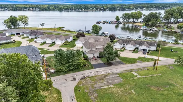 1909 Craig Drive, Lake Milton, OH 44429