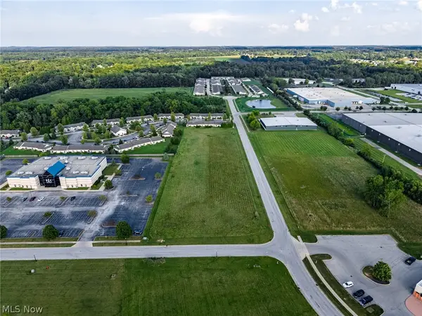 Stower Lane, Norwalk, OH 44857