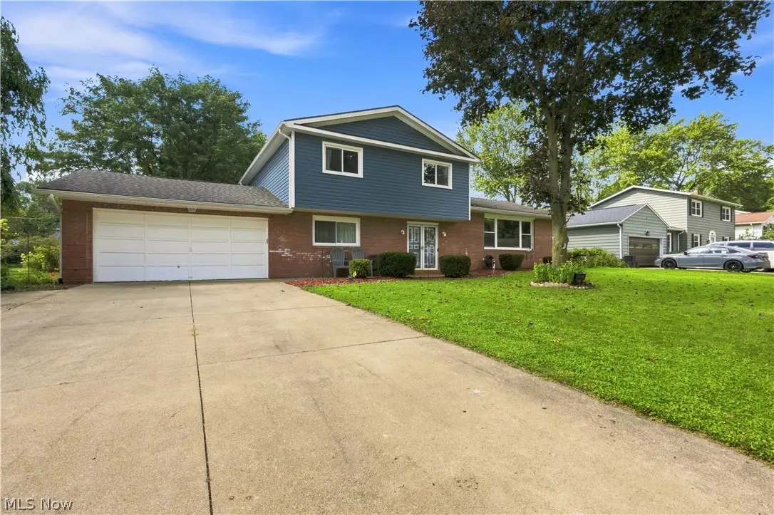 4837 Leigh Nw Avenue, Canton, OH 44709 - #1